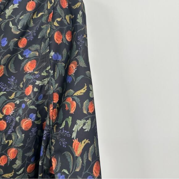 Elie Tahari | Pomegranate Relaxed Sleeve Button-Up Blouse Size Medium - Picture 4 of 7